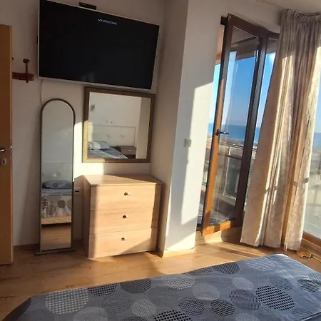 Mira Bay 2